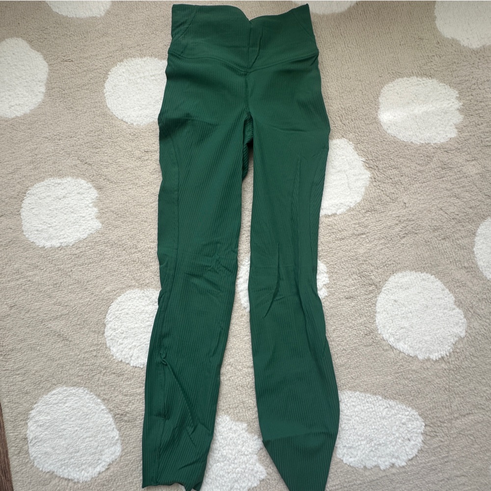 Lululemon Base Pace High-Rise Ribbed Tight 25" - Picture 1 of 4
